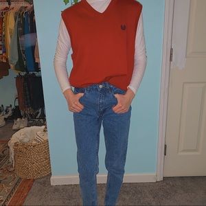 Red sweater vest!!!